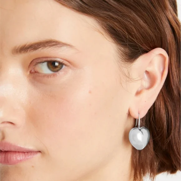 *** SOLD OUT *** Tory Burch Heart Locket Earrings - Picture 3 of 8